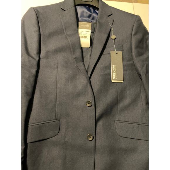 Kenneth Cole Reaction- 2 Piece suit - Picture 1 of 13